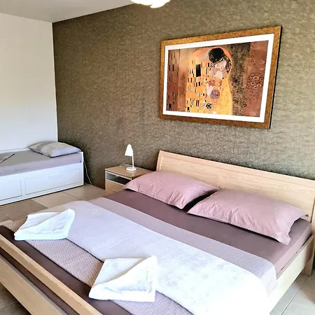 Apartment With Pool Near Split *