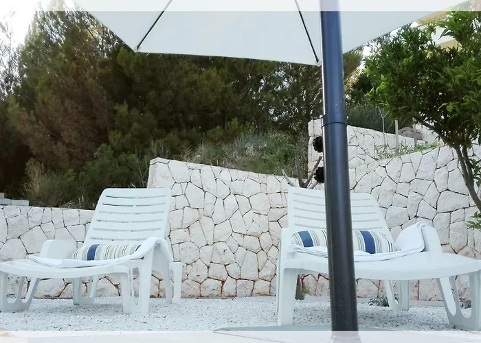 With Pool Near Appartamento