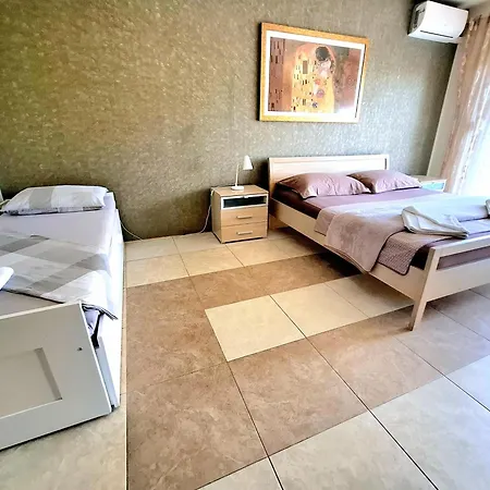 Apartmán With Pool Near *
